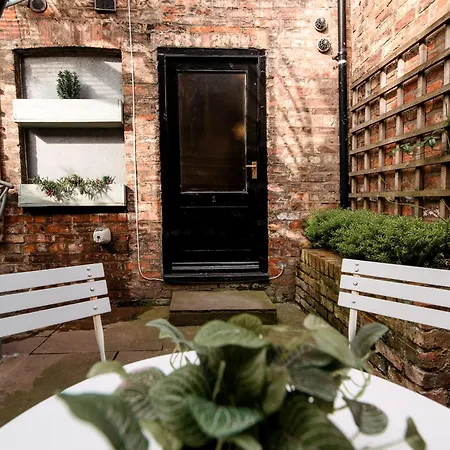 Cosy And Stylish Retreat Minutes From Historic And Train Station * 约克