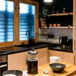 Lejlighed Cosy And Stylish Retreat Minutes From Historic And Train Station