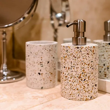 Unique, Stylish And Secluded Home, With Parking In The Heart Of Historic *