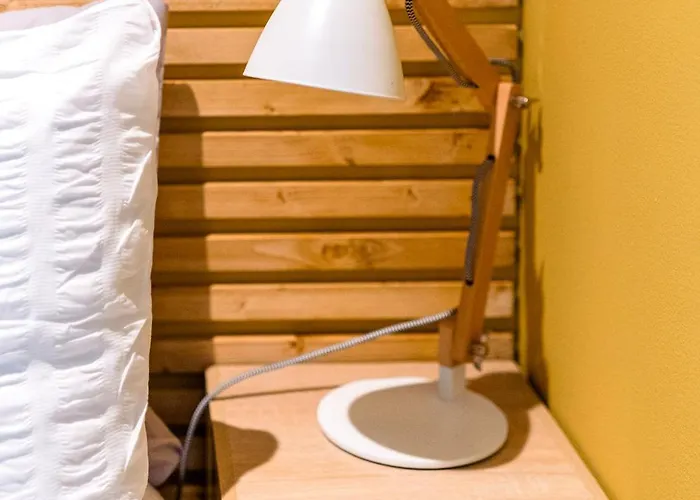 Unique, Stylish And Secluded Home, With Parking In The Heart Of Historic * York