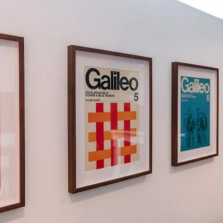 Unique, Stylish And Secluded Home, With Parking In The Heart Of Historic Daire York